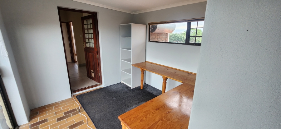 5 Bedroom Property for Sale in Dana Bay Western Cape